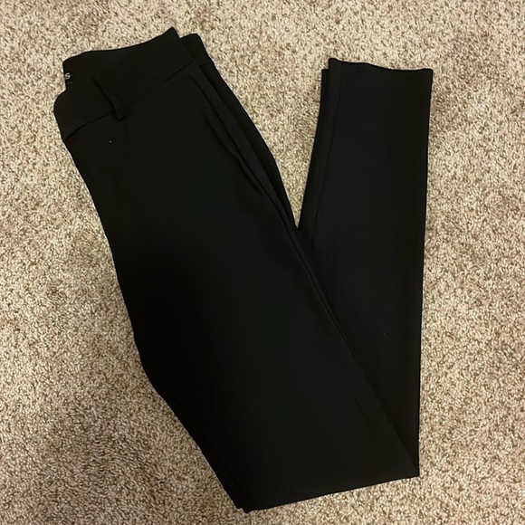 Used condition Express skinny slacks, size 00R - Picture 1 of 5